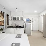 Lilou Studio In Bandra W By Square One Stays