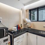Chloe 1Bhk In Bandra W By Square One Stays