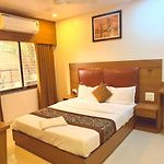 Crystal Luxury Hotel