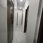 Hotel Rose Inn Dormitory