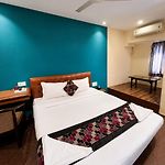 Glitz Hotel Jayeshree
