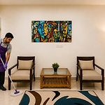 Pinakii Comfort Stay Suites, Prabhadevi