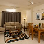 Pinakii Comfort Stay Suites, Prabhadevi