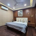 5 Bhk Peacock Perch Luxury Spacez Villa