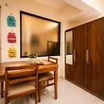 Chic & Spacious Studio Heart Of Bandra W By Trivana Haven Stays