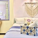 Bliso Blossom - Spacious Studio In Bandra With Fast Wifi