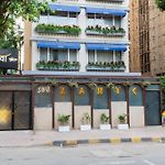 Hotel Bawa Suites Bandra