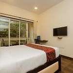 Hotel O Divine Residency Near Phoenix Marketcity
