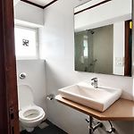 Glitz Hotel Jayshree - Nr Mumbai Airport