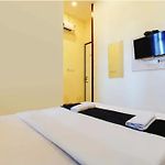 Fabhotel Freedom Star