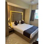 Fabhotel Sahara Inn