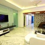 Luxurious 4 Bedroom Private Pool Villa At Kandivali East, Mumbai