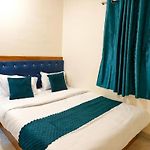 Hotel Gloww Star - Nr Csmt Railway Station & Hajj House - South Mumbai