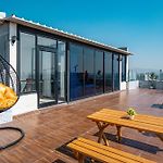 Private Rooftop 3Br Near International Mumbai Airport Andheri East