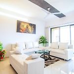 Luxury 3 Bedroom Apartment Near Mumbai Airport For Working Professionals And Families