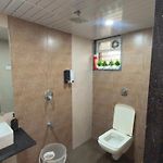 Condo Apartment Close To Bkc