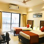 West End Hotel Opp Bombay Hospital