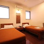Room Maangta 132 @ Vile Parle West