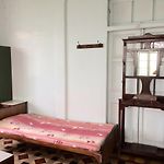 Modern Hindu Hotel
