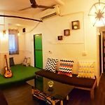 Bombay Backpackers