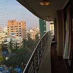 Bandra West With Breakfast