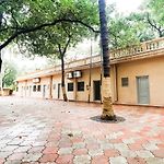 Oyo Flagship 62835 Oriental Rooms And Banquet Madh Church