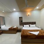 Hotel Divine