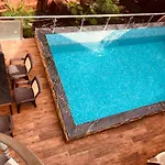 Pikasa 411, Pool Party Villa