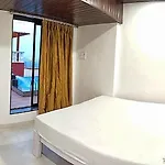 406, Dr Wade With Private Pool And Gazebo In Royal Palms Apartment *