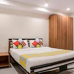 OYO Home 45370 Elegant Home Powai