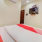 Oyo 69679 Hotel Rk International