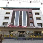 Oyo 37193 Vijay Sagar Deluxe