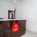 Hotel Oyo 13660 Cliff Hanger