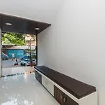 Oyo 13660 Cliff Hanger Hotel Mumbai