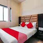 Hotel Oyo 3782 Adnoc Mumbai
