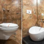 Capital O 68823 Baba's Residency Hotel 3*