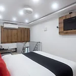 Capital O 68823 Baba's Residency Hotel