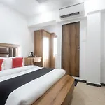 Capital O 68823 Baba's Residency Mumbai