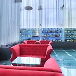 Waterstones Hotel