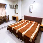 Hotel Bandra Residency