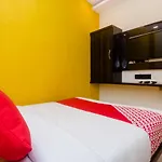 Hotel Oyo 26199 Spring Hill Mumbai
