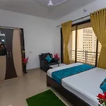 Aristo Serviced Near Kokilaben Dhirubai Ambani Hospital For Family Only