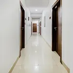 Capital O 77295 Bansidhar Bhuvan Hotel