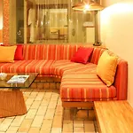 Waterstones Hotel