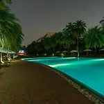 Waterstones Hotel