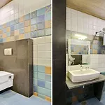 Hotel Oyo 77182 Sea Rock Mumbai