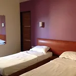 Pals Hotel