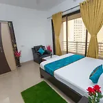 Aristo Serviced Near Kokilaben Dhirubai Ambani Hospital For Family Only Mumbai