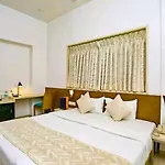 Hotel Suncity Premiere, Near To Airport