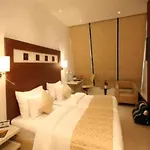 Suncity Premiere, Near To Airport